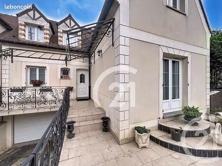 maison 7 pièces 152 m²