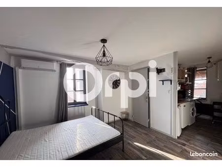 studio 1 pièce 20 m²