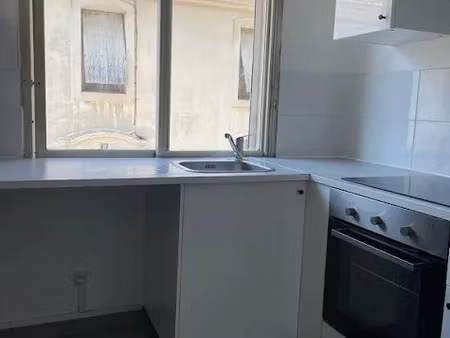 location appartement 2 pièces 46 m² à montpellier (34000)  834 €