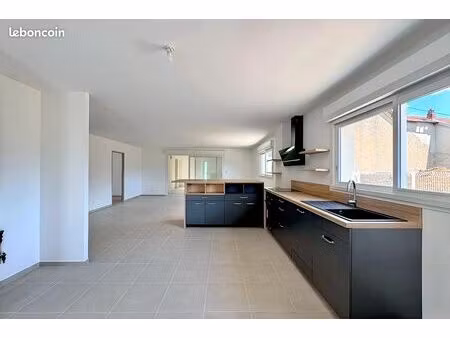 maison 6 pièces 150 m²