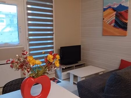 loue studio 2 pièces 24m2