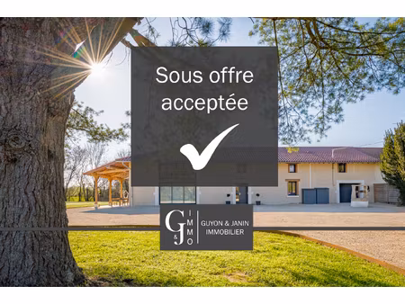 ferme rénovée avec prestations modernes 6 pièce(s) 304 m2