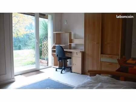 studio meublé 23 m2 pour étudiant(e)