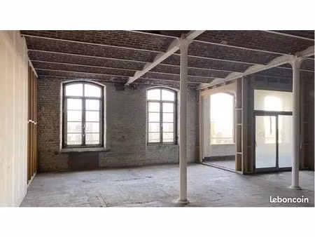 plateau à aménager de 60 m²