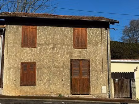 ? maison à rénover – environ 120 m² – hagetmau