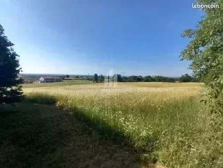 terrain 622 m² leyrieu