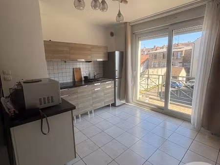 location meublée appartement 2 pièces 56.15 m² à corbeil-essonnes (91100)  907 €