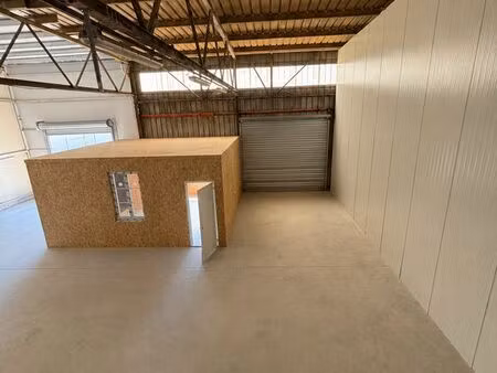location entrepôt magescq 234m2