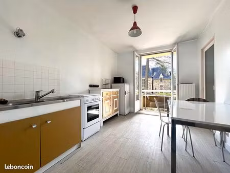 appartement 3 pièces 69 m²