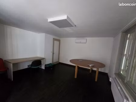 bureau 15m²