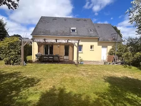 location maison 5 pièces 103.66 m² à saint-molf (44350)  1 075 €