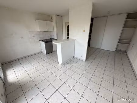 appartement 1 pièce 33 m²