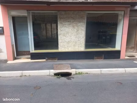 local commercial ou administrartif