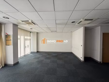 location locaux professionnels 0 pièces 84 m² à cholet (49300)  900 €