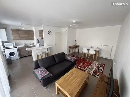 appartement lumineux 47m2 + garage