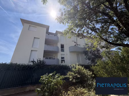 dijon joffre : t2 avec ascenseur et balcon