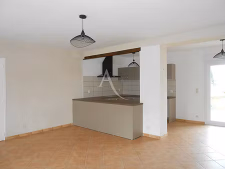 location appartement 4 pièces 86.55 m² à saint-sylvain-d'anjou (49480)  1 040 €