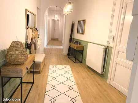 grande chambre meublée 20 m² – hyper centre nantes place du cirque – services inclus