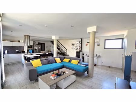 maison contemporaine 2 faces de type 5 avec terrasse de toit