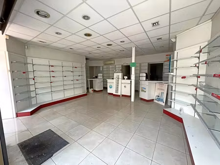 location locaux professionnels 93 m² à marseille 9ème (13009)  nan €