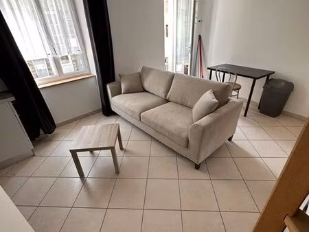 f2 meublé