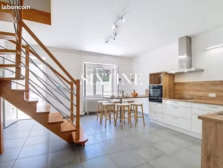 maison 7 pièces 167 m²