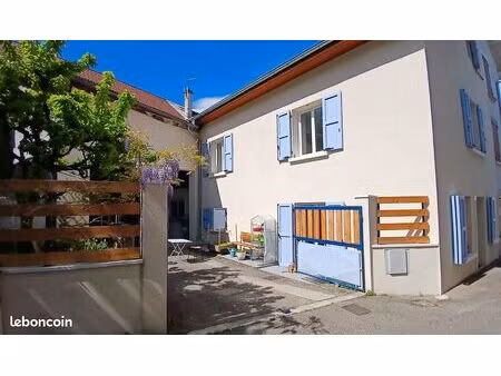 maison de village