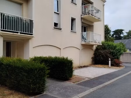 a louer  grand f3 avec terrasse