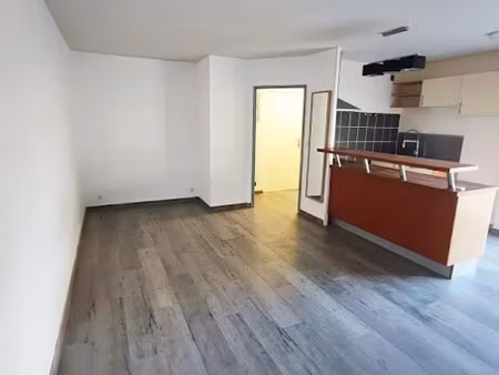 location appartement 2 pièces 51 m² à dijon (21000)  650 €