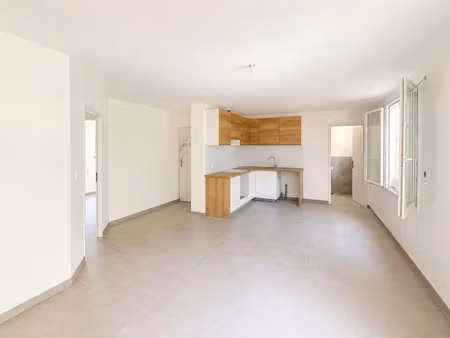 location appartement 4 pièces 80.25 m² à loriol-sur-drôme (26270)  835 €