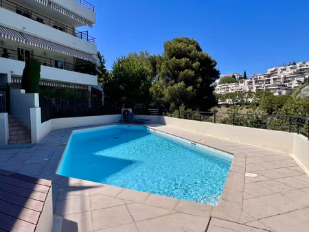 nice ouest lanterne : adorable 2 pièces parfait etat piscine