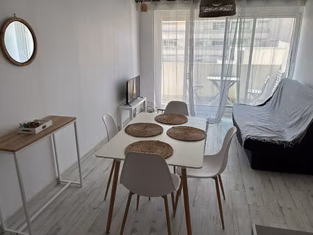 plage des mouettes - entièrement rénové t2 meublé