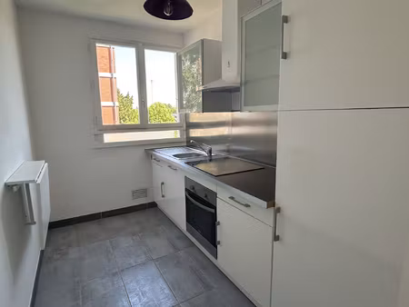 appartement t2 non-meublé / saint-julien-les-villas