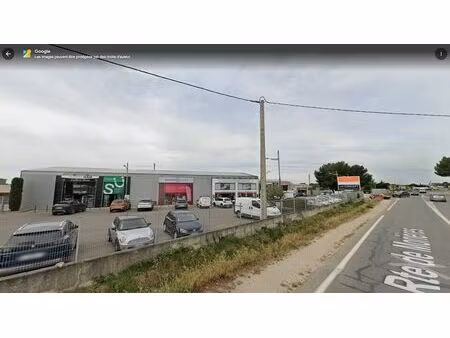 location commerce avignon 84000 123m²