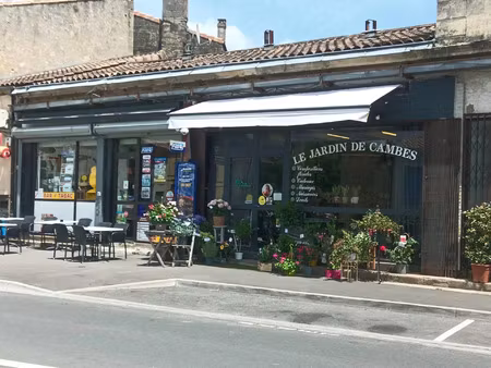 location commerce 2 pièces 45 m² à cambes (33880)