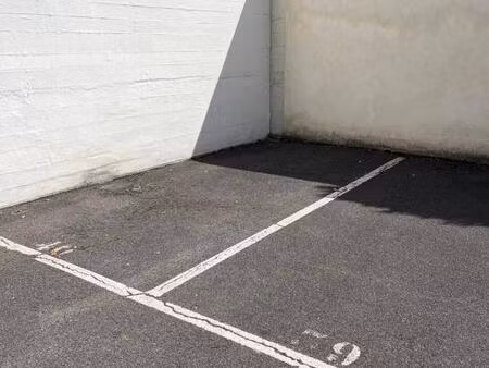stationnement m²