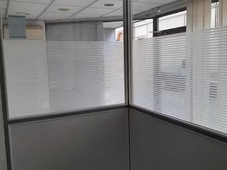 location locaux professionnels 86 m² à cholet (49300)  1 101 €