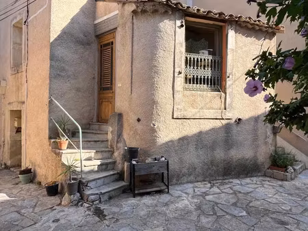 location maison 3 pièces 61 m² à combaillaux (34980)  773 €