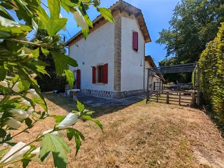 authentique maison de garde-barrière – eauze