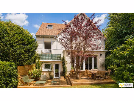 la celle saint-cloud la châtaigneraie - la feuillaume sud - maison 8 pièces 5 chambres  18