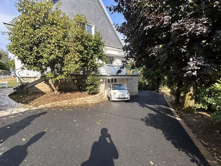 maison spacieuse 7 pièces à vendre a moins de 200 m du centre ville de quimper