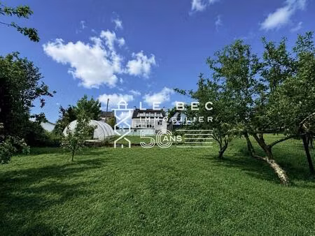 quimperlé : maison 3 chambres avec grand jardin et sous-sol