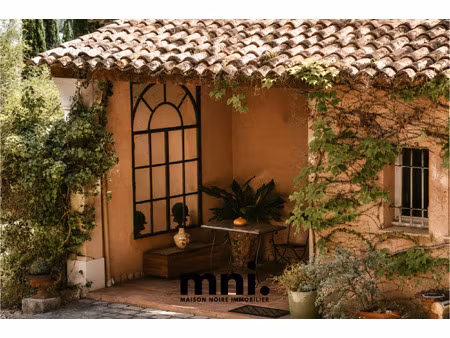 propriété d'exception 6500m2 environnement rare sanary-s