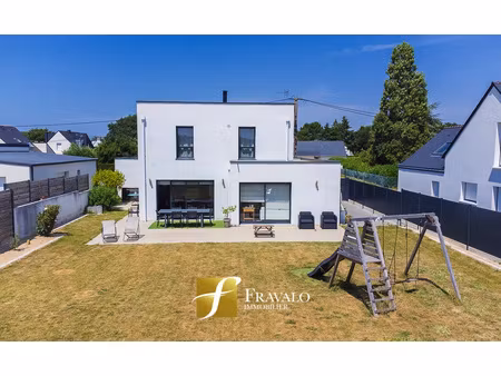 thiex-noyalo - belle contemporaine de qualite