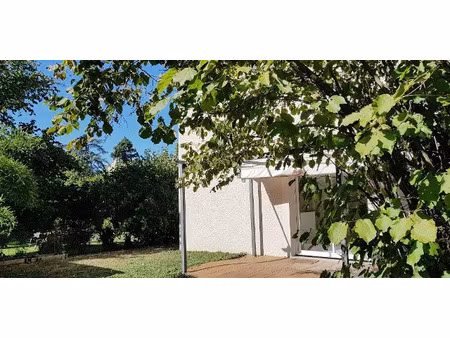 location maison 7 pièces 130 m² à sainte-foy-lès-lyon (69110)