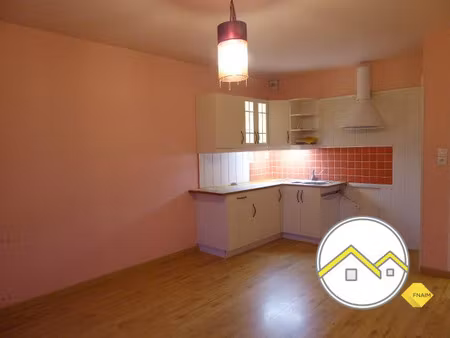 chateaubriant - appartement 2 pièces avec ascenseur