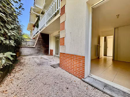 t3 rez de jardin traversant - 2 places de parking - la teste de buch