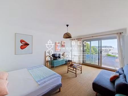 exclusivité larmor-plage : en hypercentre  appartement rénové de 31m² à proximité immédiat