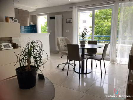 appartement quartier haute follis à laval