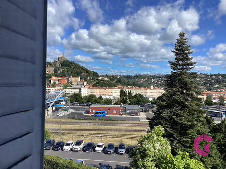 en exclusivite ! appartement traversant au 2ème et dernier é